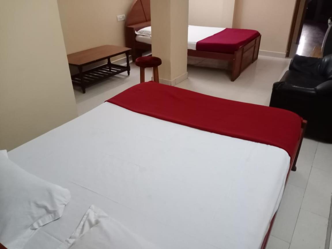 Hotel Soorya International Pondicherry Exterior foto